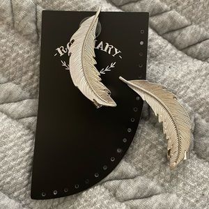 NWT Feather Ear Cuff